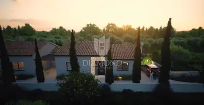 House 95 m², Poreč - new build with pool - 2