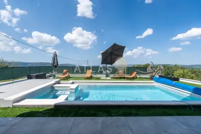 Haus zum Kauf in Cerovlje, 202 m² - 5