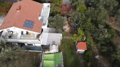 Kuća u Neviđanima, otok Pašman - 3 stambene jedinice