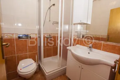 Apartmentgebäude 908 m², Drvenik, 80 m vom Meer und vom Strand entfernt - 13