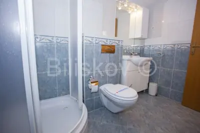 Apartmentgebäude 908 m², Drvenik, 80 m vom Meer und vom Strand entfernt - 12