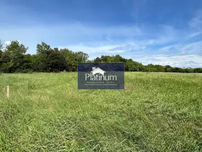 Istra, Šišan, mehrere schöne landwirtschaftliche Grundstücke