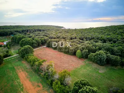 Agricultural land in Bale, near the sea and Rovinj - 2
