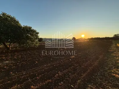 Građevinsko zemljište 2.277 m², Turanj, pogled na more - 2