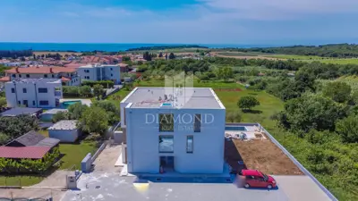 Novigrad, novogradnja, opremljem stan s bazenom! - 5