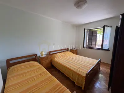 Prostrani stan 100m² s terasom i pogledom, Kraljevica - 9