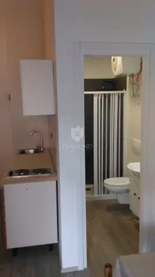 Kuća s 3 stana u blizini centra grada i plaža - 8