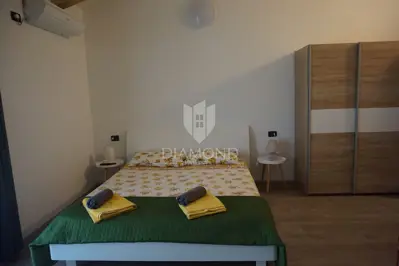 Kuća s 3 stana u blizini centra grada i plaža - 7