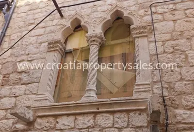Kamena kuća 154 m², otok Hvar - centar i pogled na more