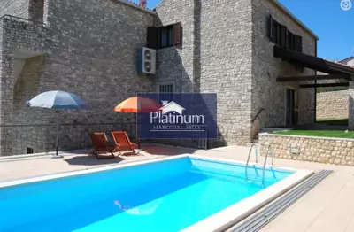 Kuća 200 m², Pula, Nova Veruda - samostojeća kamena kuća - 12