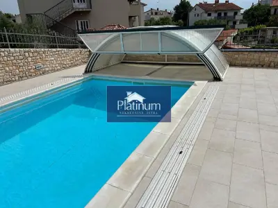 Kuća 200 m², Pula, Nova Veruda - samostojeća kamena kuća - 13