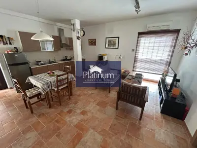 Kuća 200 m², Pula, Nova Veruda - samostojeća kamena kuća - 7
