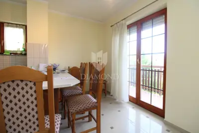 House 145 m², Marinići - quiet street and yard 498 m² - 10