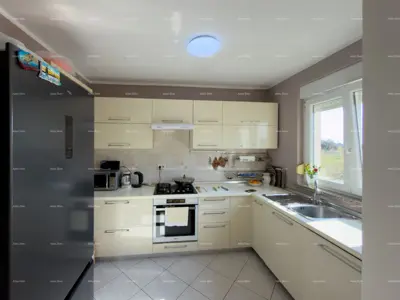 Kuća sa dva stana u okolici Pule - 13