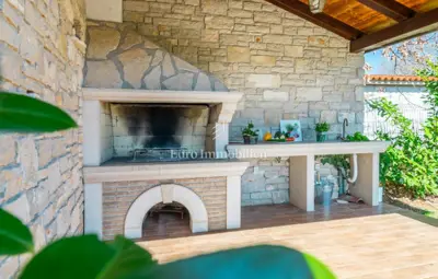 Poreč, surroundings - rustic villa with a pool in nature - 3