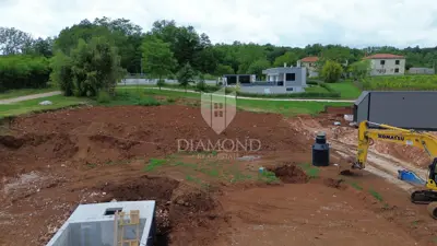 Land plot 900 m², Labin - quiet location and privacy - 5
