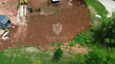 Land plot 900 m², Labin - quiet location and privacy - 4