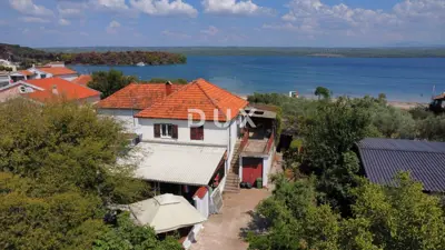 Haus 247 m², Raslina - 50 m vom Strand, Meerblick