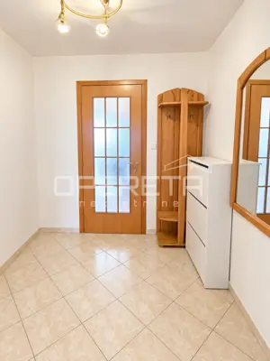 SPLIT, PAZDIGRAD – PROSTRANI TROSOBNI STAN 89 m² S GARAŽOM I POGLEDOM NA MORE - 9