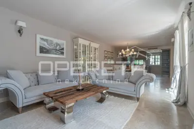 House for sale in Poreč, 226 m² - 2