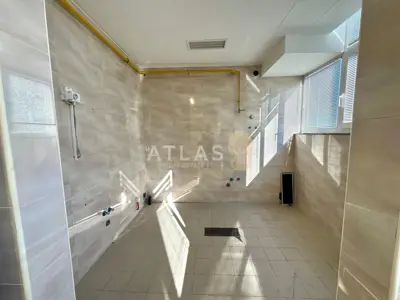 Poslovni prostor 244 m², Malinska - centar i pogled na more - 3