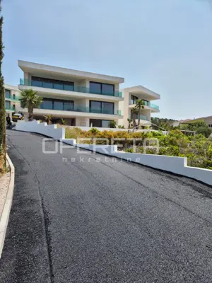 Penthouse 117 m², Rogoznica - sea and beach view - 4