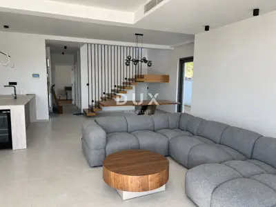 Villa 191 m², Žaborić - 150 m from the sea and panoramic views - 17