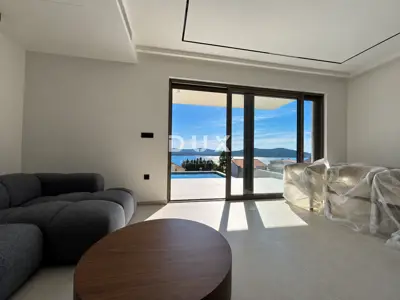 Villa 191 m², Žaborić - 150 m from the sea and panoramic views - 16