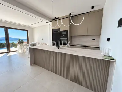 Villa 191 m², Žaborić - 150 m from the sea and panoramic views - 13