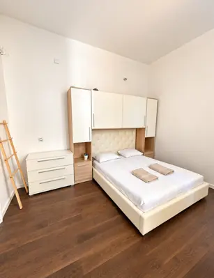 Pula - spacious apartment in an Austro-Hungarian building - 5 bedrooms, 2 ba - 15