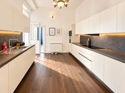 Pula - spacious apartment in an Austro-Hungarian building - 5 bedrooms, 2 ba - 11