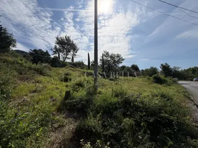 Bribir - building plot 1,612 m² - 4