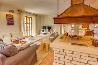 Haus zum Kauf in Višnjan, 205 m² - 8