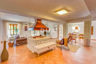 Haus zum Kauf in Višnjan, 205 m² - 9