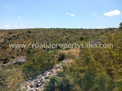Poljoprivredno zemljište 31.602 m², Otok Brač, pogled na more - 3