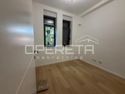 Stan 82 m², Centar - Draškovićeva, adaptiran i održavan - 11