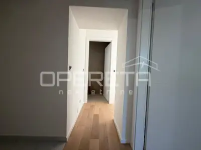 Stan 82 m², Centar - Draškovićeva, adaptiran i održavan - 14