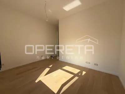 Stan 82 m², Centar - Draškovićeva, adaptiran i održavan - 17