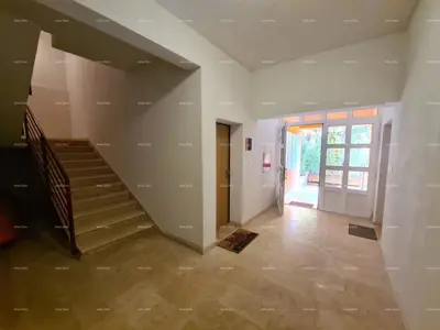 Apartman sa otvorenim pogledom na uvalu i more. - 5