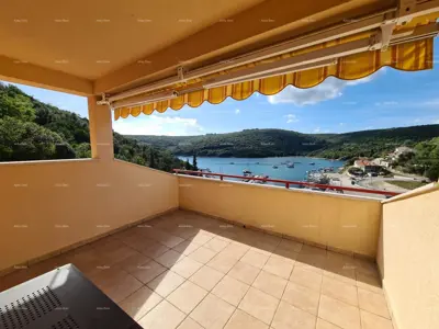 Apartman sa otvorenim pogledom na uvalu i more. - 3