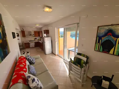 Apartman sa otvorenim pogledom na uvalu i more. - 18