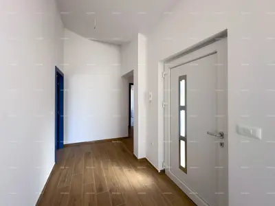 KOŽLJANI - Moderna kuća s bazenom. Blizu šume, 15 min do mora - 4