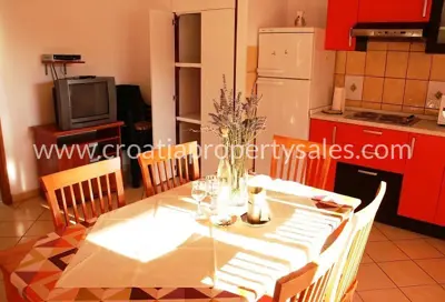 Kuća 475 m², Omiš - 200 m od mora i panoramski pogled - 7