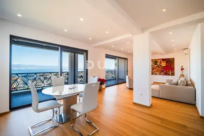 Stan 127 m², Opatija - Centar, pogled na more - 5