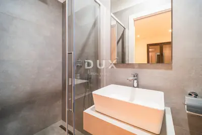 Stan 127 m², Opatija - Centar, pogled na more - 13