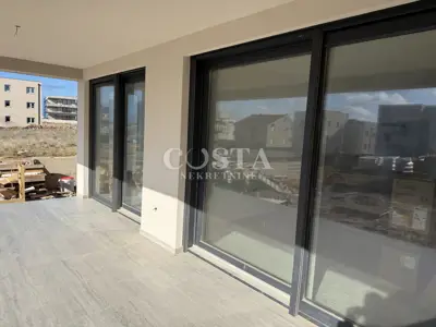 Wohnung 57,87 m², Povljana - Garten und Parkplatz - 8