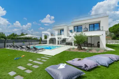 ISTRA, BANJOLE - Exklusive Villa nur bei DUX! REDUZIERT! ! ! - 2