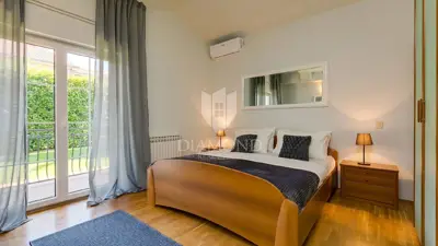 Kuća 290 m², Poreč - bazen i velika okućnica - 10