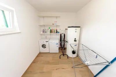 House 250 m², Briševo - pool and covered kitchen - 21