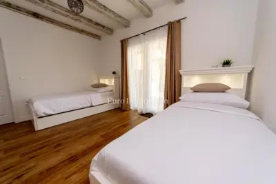 House 250 m², Briševo - pool and covered kitchen - 15